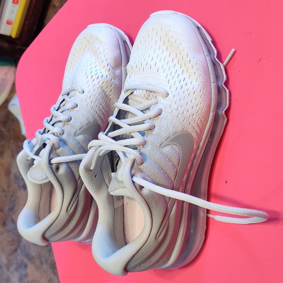 Nike Grey Wolf Airmax - Picture 1 of 4